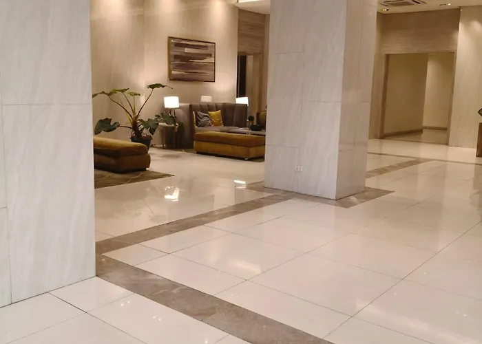 101 Newport Boulevard Apartahotel *